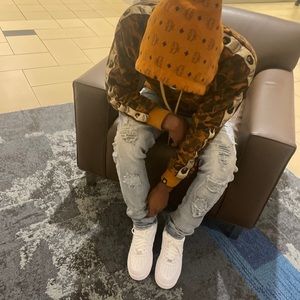 Meet your Posher, Kash